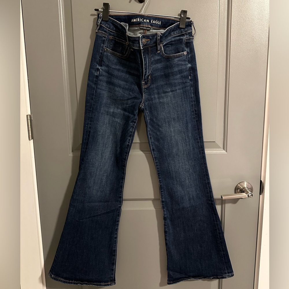 American Eagle Next Level Low-Rise Flare Jean, 6S